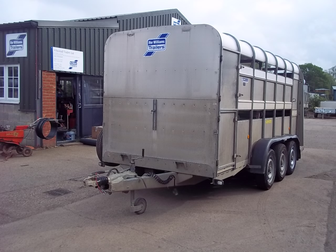 For Sale: 2021 Ifor williams TA510 14ft with easy load decks